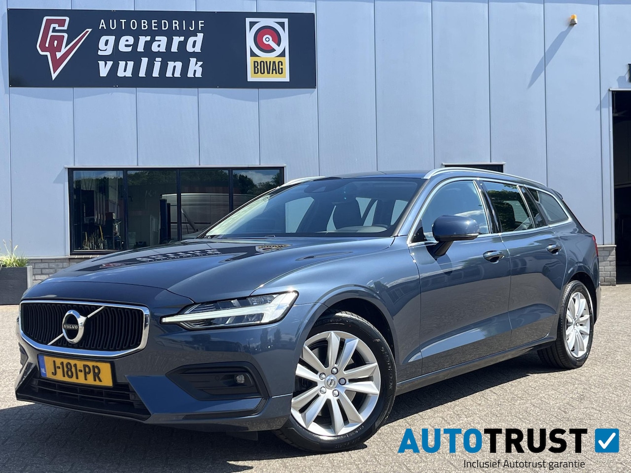 Volvo V60 - 2.0 B3 Business Pro ADAP CRUISE CARPLAY LEDER - AutoWereld.nl
