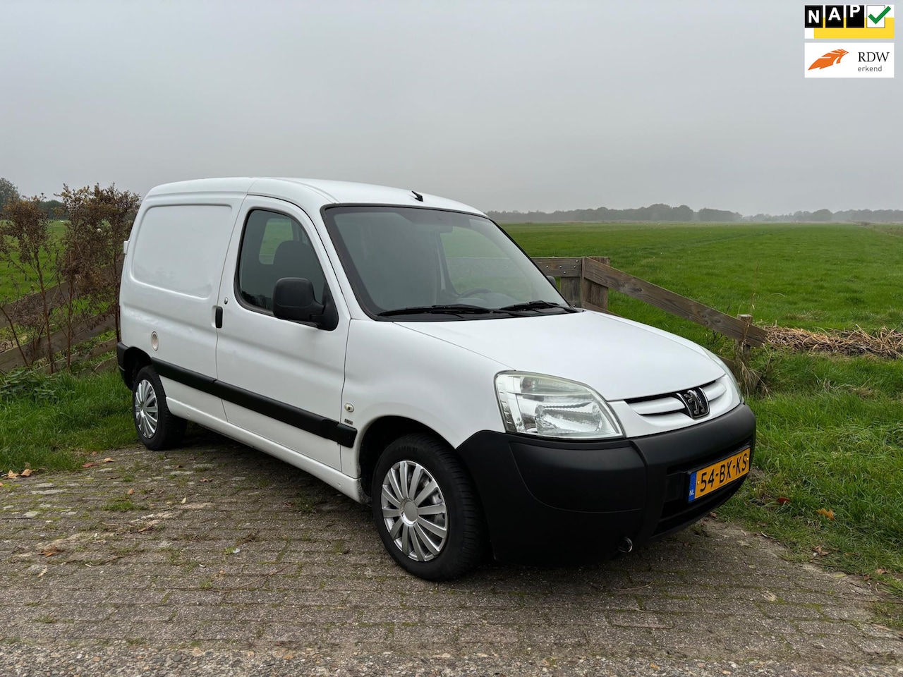 Peugeot Partner - 170C 1.6 HDI 170C 1.6 HDI, airco, APK 16-03-2026 - AutoWereld.nl