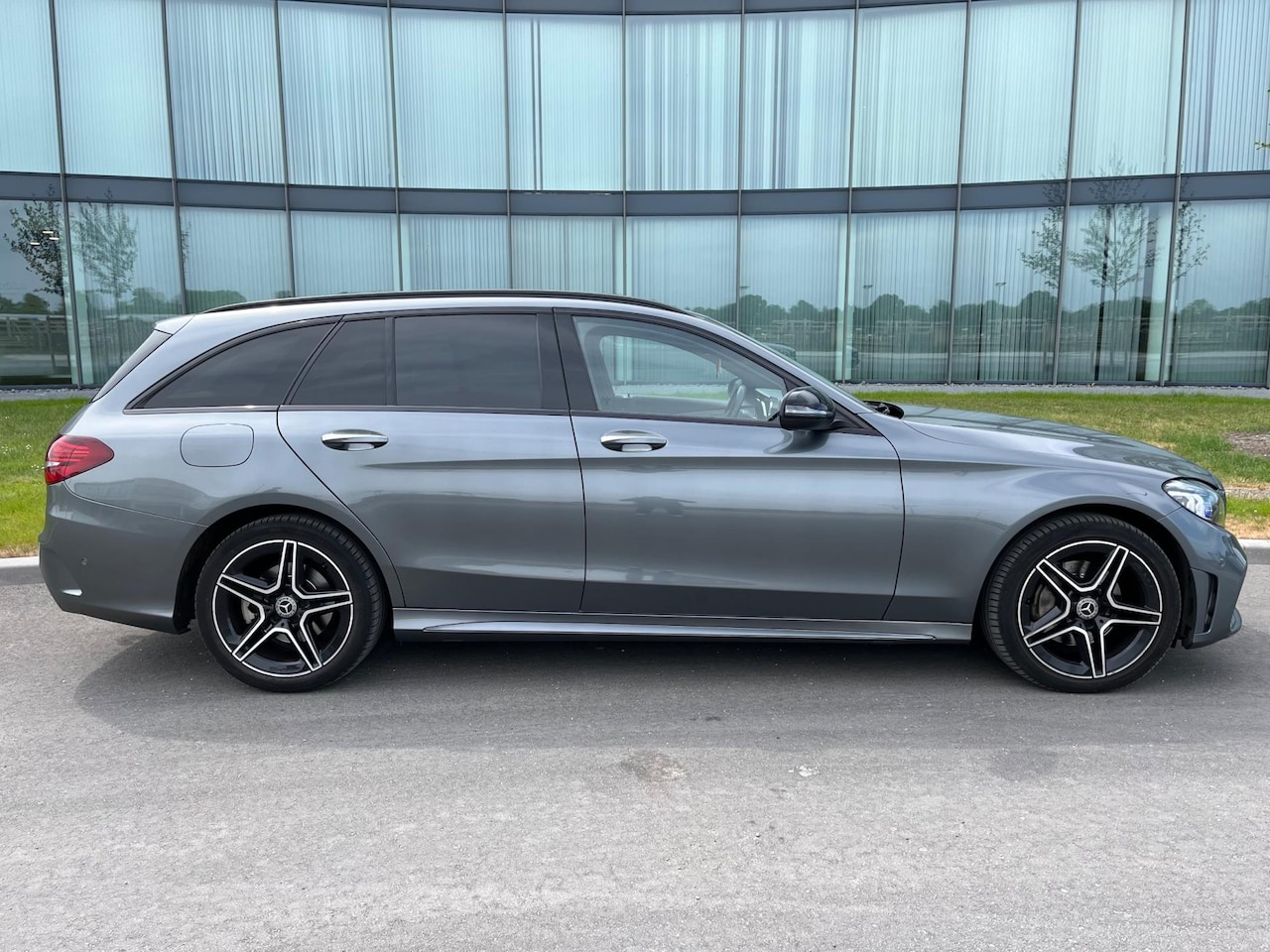 Mercedes-Benz C-klasse Estate - C 220 d 4MATIC AMG NIGHT EDITON DEALER ONDERHOUDEN NIEUWSTAAT - AutoWereld.nl