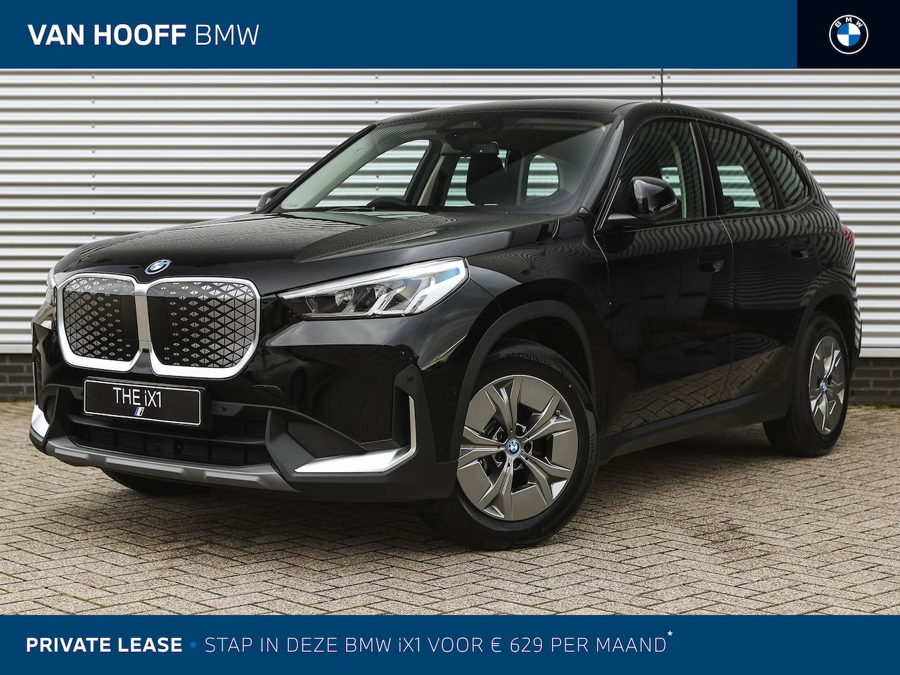 BMW iX1 - eDrive20 / Trekhaak / Achteruitrijcamera / Stoelverwarming / Parking Assistant / Stuurverw - AutoWereld.nl