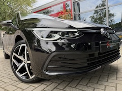 Volkswagen Golf - 1.0 eTSI AUT. * IQ LED/ 18 INCH/ MASSAGE/ CAMERA/ PRIVACY GLAS
