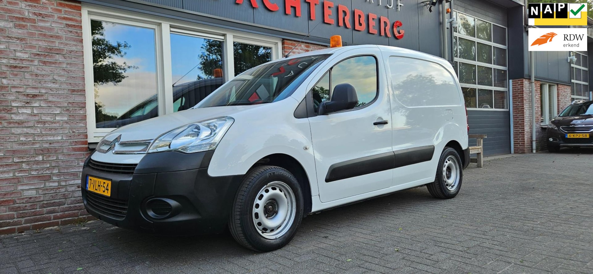 Citroën Berlingo - 1.6 VTi 500 Comfort Airco! Trekhaak! Benzine! Nette Staat! - AutoWereld.nl