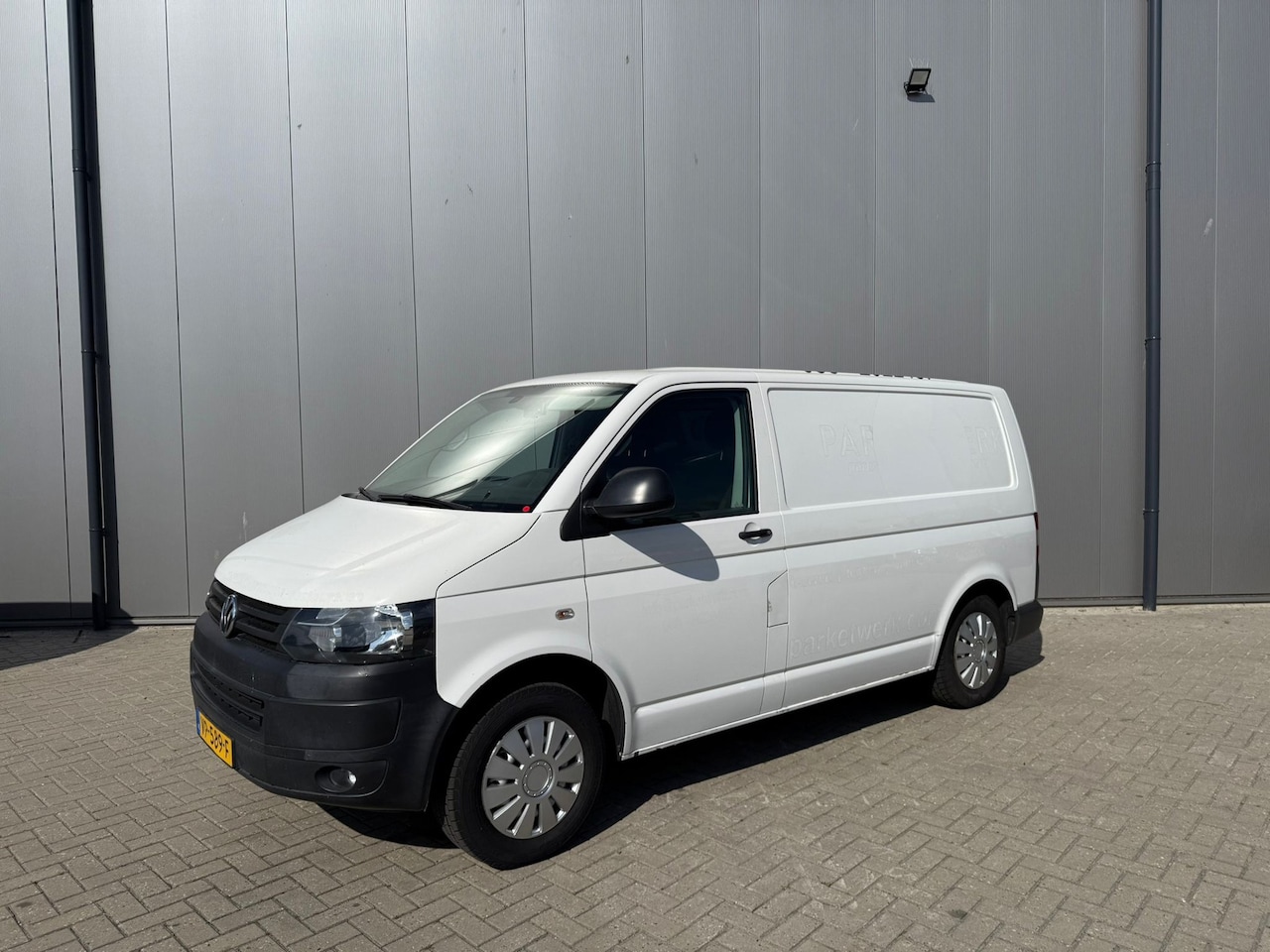 Volkswagen Transporter - 2.0 TDI L1H2 BM 2.0 TDI L1H2 BM - AutoWereld.nl