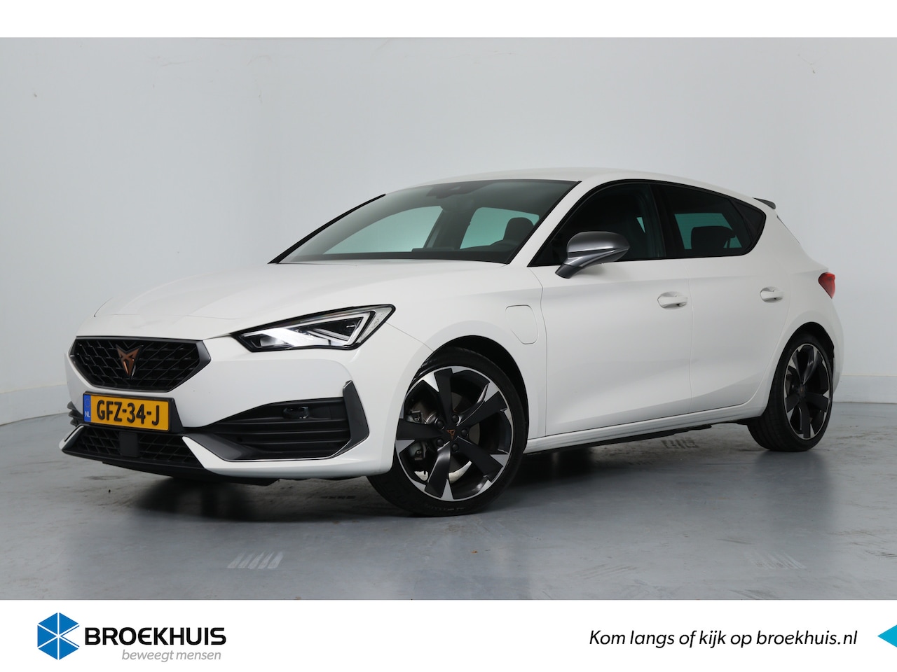 CUPRA Leon - 1.4 e-Hybrid Essential | Vitrual | LED | Stuurverwarming | Navi | Clima | DAB | Half Leder - AutoWereld.nl