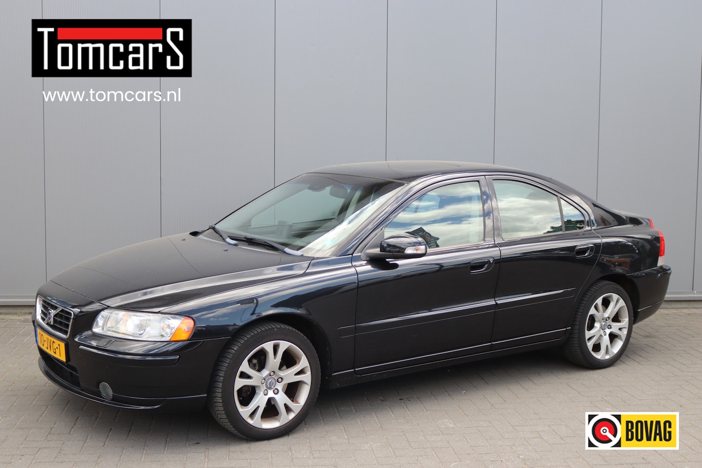 Volvo S60 - 2.4 140PK Automaat Drivers Edition Trekhaak/Open-dak/Stoelverwarming/Leder - AutoWereld.nl