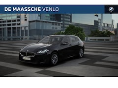 BMW 1-serie - 120 / Achteruitrijcamera / Sportstoelen / Parking Assistant / Driving Assistant