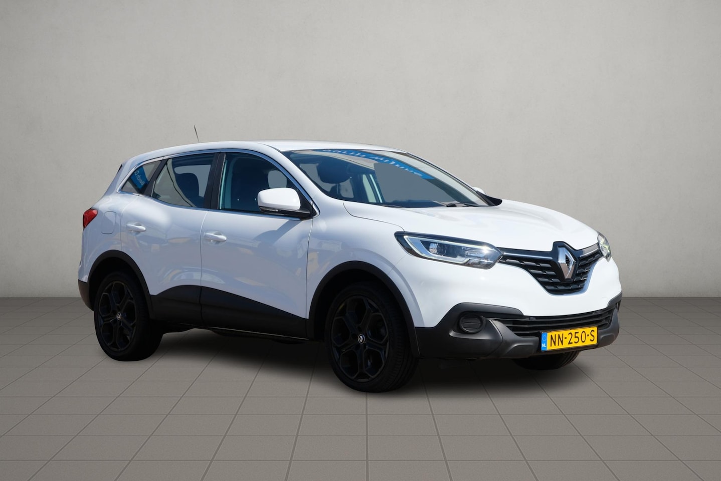 Renault Kadjar - 1.2 TCe 131pk Life | Climate | Cruise | PDC | 19" velgen - AutoWereld.nl