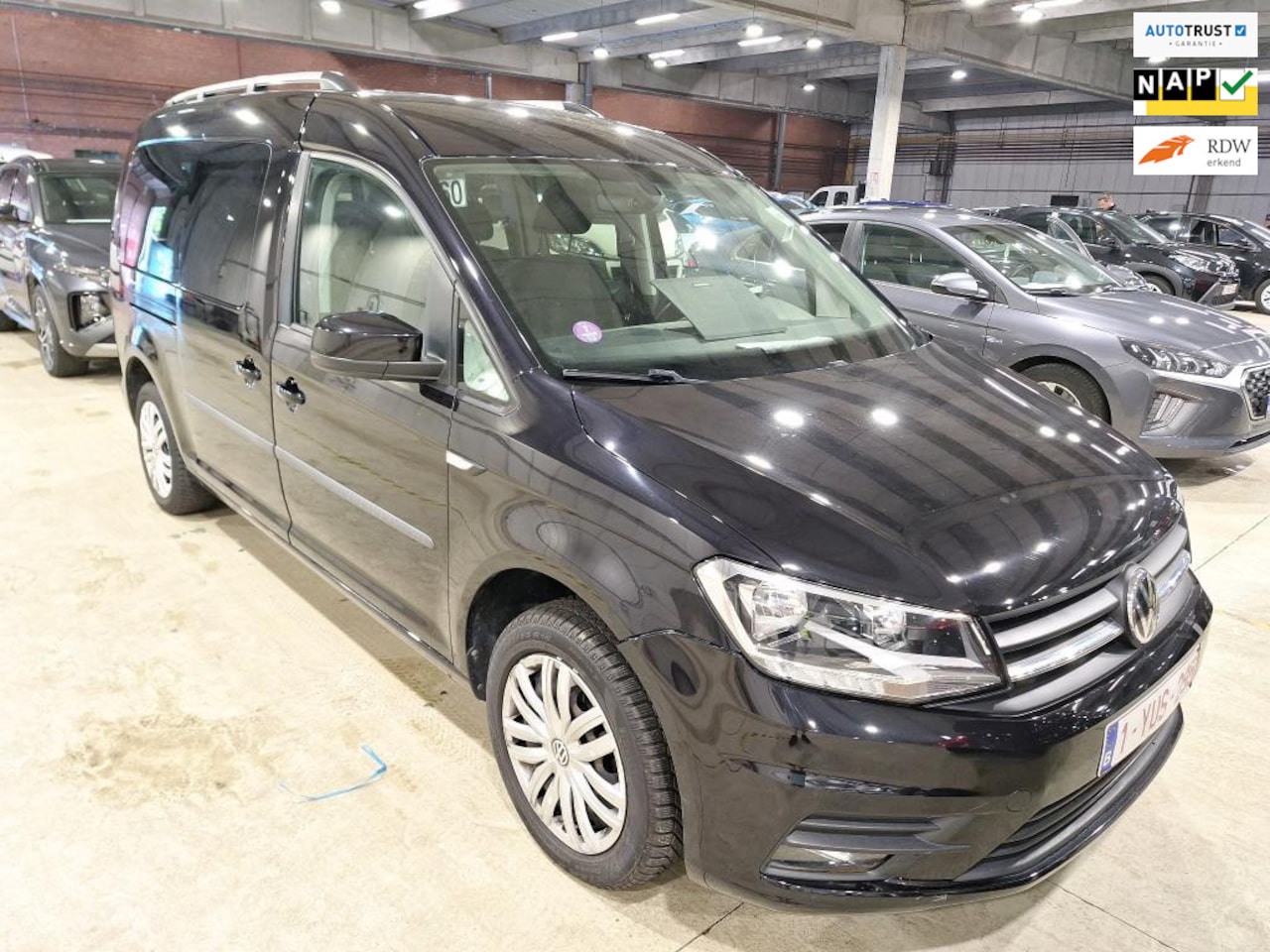 Volkswagen Caddy Maxi - 1.4 TSI Family DSG Trekhaak 7 personen - AutoWereld.nl