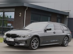 BMW 3-serie Touring - 318d 320d Sport Line Pano Trekhaak 1e eig. Dealer oh