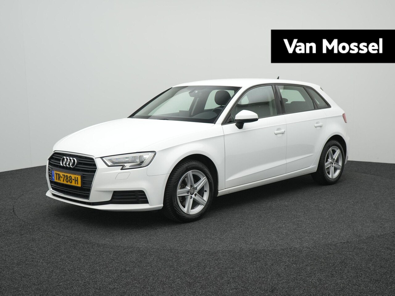 Audi A3 Sportback - 30 TFSI Pro Line 30 TFSI Pro Line - AutoWereld.nl