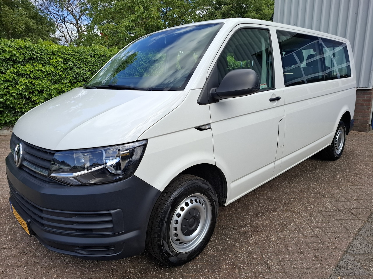 Volkswagen Transporter Kombi - 2.0 TSI L2H1 19750.- INCL BTW 9-PERSOONS BENZINE AARDGAS 150PK - AutoWereld.nl
