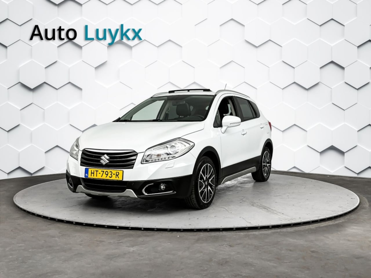 Suzuki SX4 S-Cross - 1.6 High Executive Automaat | Panoramadak | Navigatie | Lederen Bekleding - AutoWereld.nl