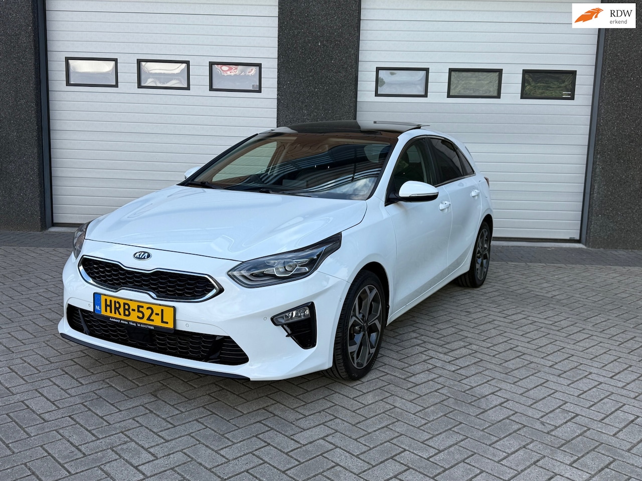 Kia Cee'd - CEED 1.4 T-GDi DynamicLine PANO/CAMERA/NAVI/VERWARMING/KOELING - AutoWereld.nl