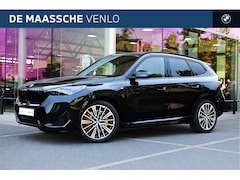 BMW X1 - xDrive25e M Sport Automaat / Panoramadak / Trekhaak / Adaptieve LED / Comfort Access / M A