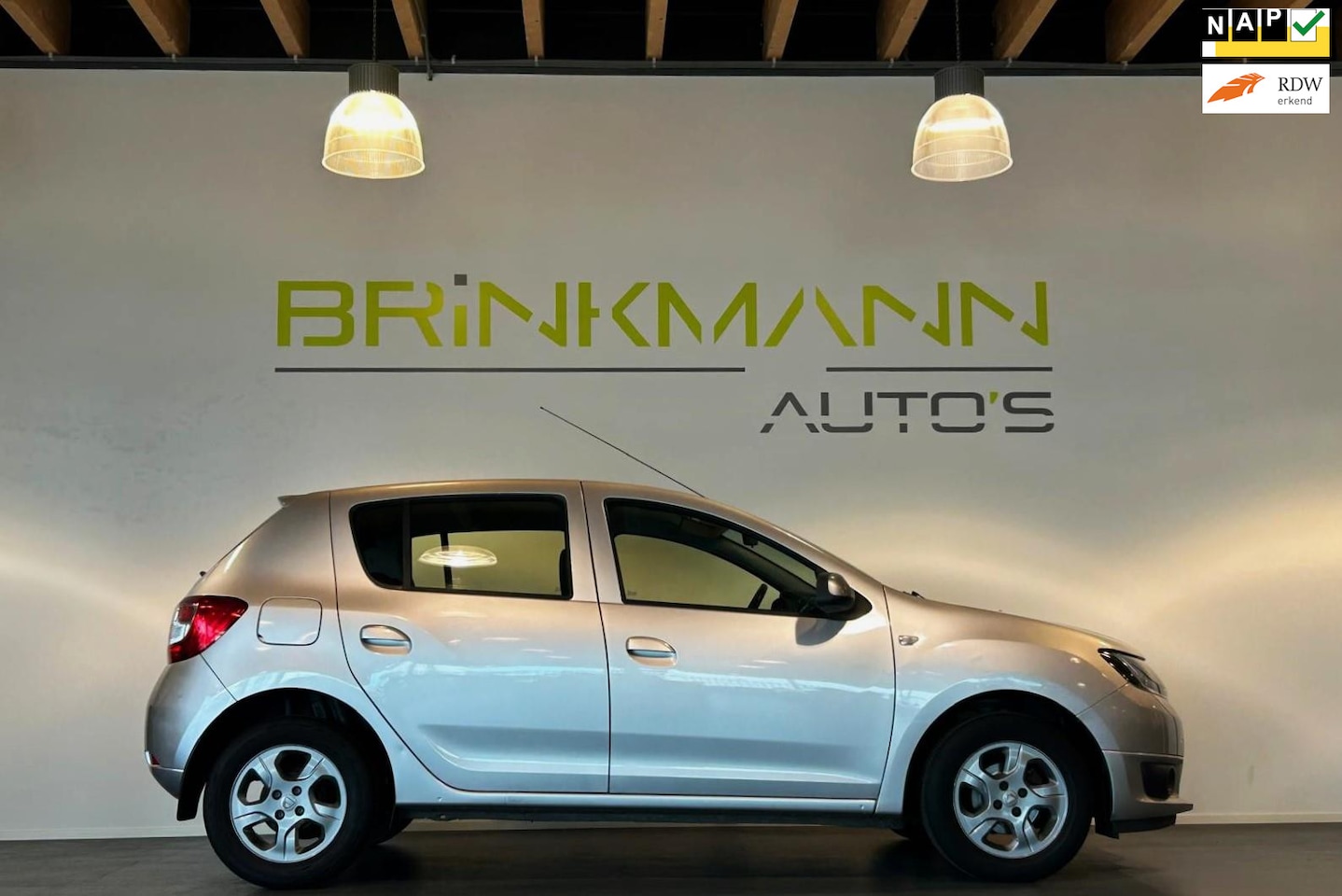 Dacia Sandero - 0.9 TCe 10th Anniversary - Airco - Cr. Control - APK 05-2026 - AutoWereld.nl