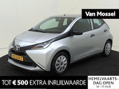 Toyota Aygo - 1.0 VVT-i x-now | Airco | metallic lak