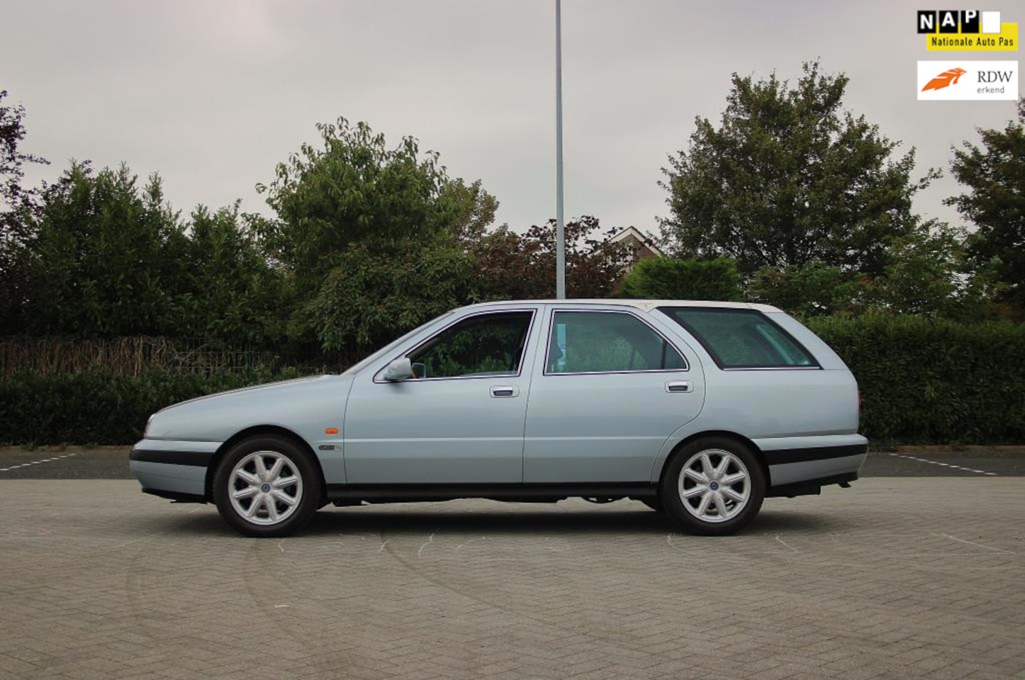 Lancia K(appa) SW - Kappa 2.4-20V LS - AutoWereld.nl