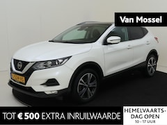 Nissan Qashqai - 1.3 DIG-T N-Motion | NAVIGATIE | ACHTERUITRIJCAMERA| Panoramisch Schuifdak | Cruise contro