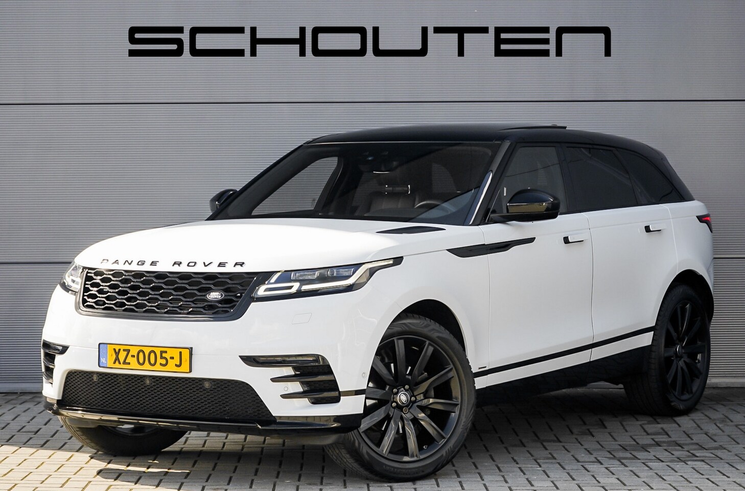 Land Rover Range Rover Velar - 2.0 AWD R-Dynamic Pano Camera Leder Meridian 21" - AutoWereld.nl