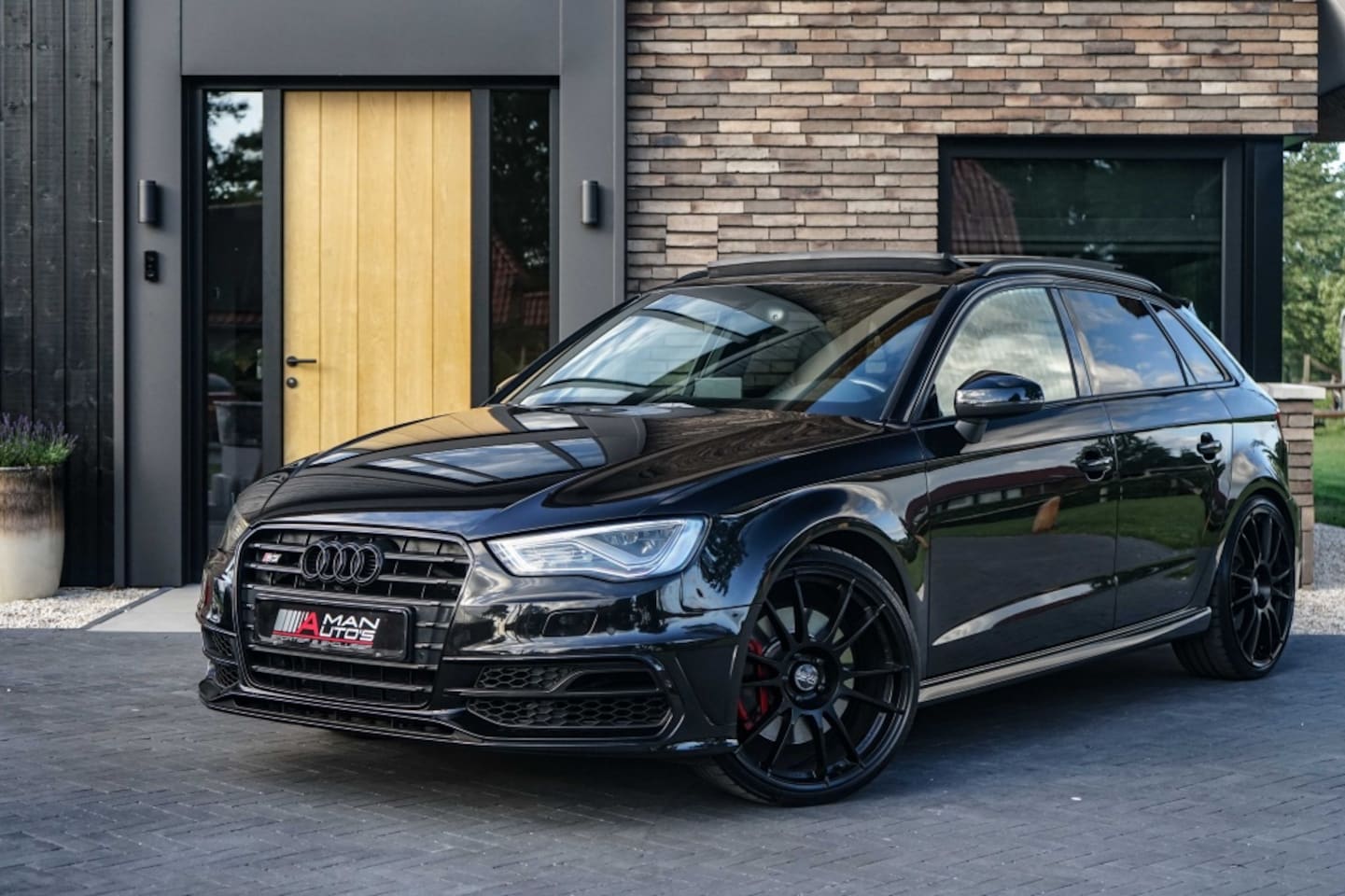 Audi S3 - Sportback 2.0 TFSI Quattro 370PK ABT/Pano/RS-Zetels/B&O/Camera/M - AutoWereld.nl
