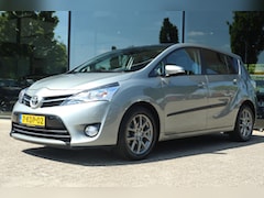 Toyota Verso - 1.8 VVT-i BUSINESS AUT. | NAP | TREKHAAK | PANO | CAMERA | STOELVERWARMING | NAVI