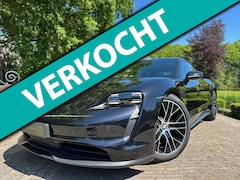 Porsche Taycan - Performance | Sport Chrono | PDLS | Pano | Bose |