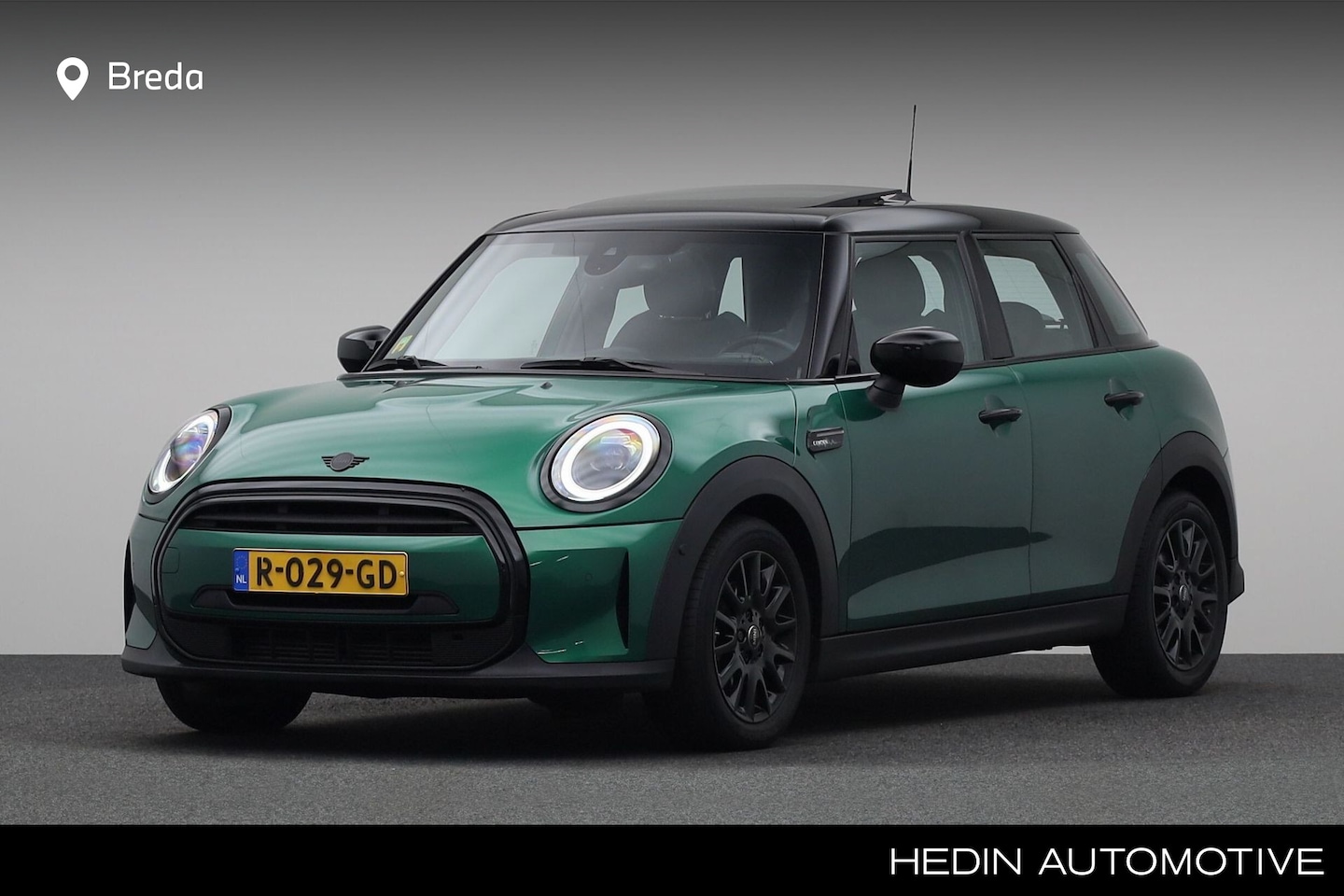 MINI Cooper - 3-deurs 1.5 Camden Plus Edition | Glazen panoramadak | MINI Head-Up Display |  MINI Naviga - AutoWereld.nl