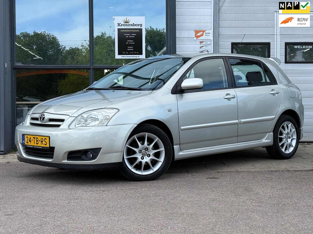 Toyota Corolla - 1.6 VVT-i Sport Anniversary 1.6 VVT-i Sport Anniversary, NAP, APK, AIRCO - AutoWereld.nl