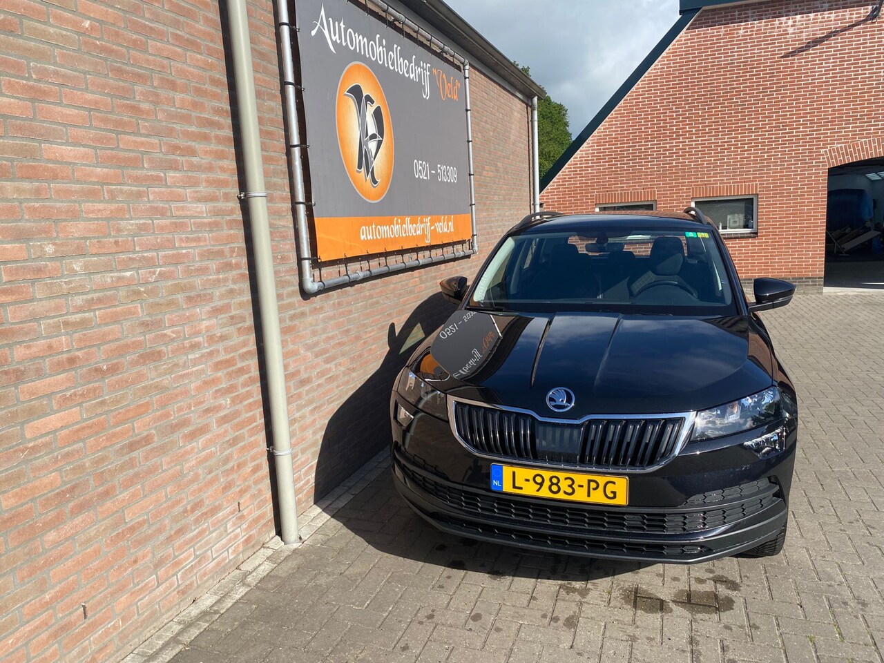 Skoda Karoq - 1.0 TSI Business Edition 1.0 TSI Business Edition - AutoWereld.nl