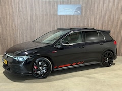 Volkswagen Golf - 2.0 TSI GTI Clubsport 301PK 2022 PANO IQ LIGHTS CAMERA