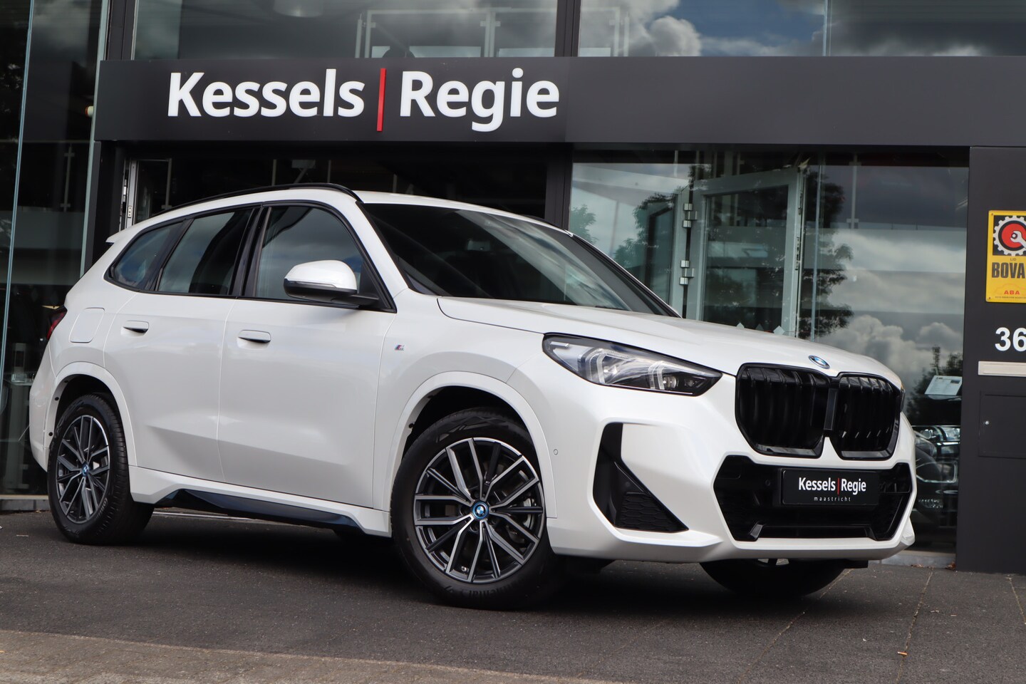 BMW X1 - xDrive25e M Sport Navi LED Camera ACC - AutoWereld.nl