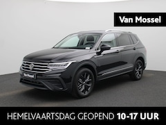 Volkswagen Tiguan Allspace - 1.5 TSI Life Business 7p. | 7-plaatsen | Direct leverbaar | Stoelverwarming voor | Parkeer
