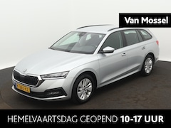 Skoda Octavia Combi - 1.0 TSI Ambition | TREKHAAK | NAVIGATIE | CRUISE CONTROL | PARKEERSENSOREN | DIGITAAL DASH
