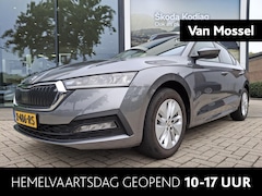 Skoda Octavia - 1.0 TSI Business Edition Navigatie | Metallic lak | Hatchback