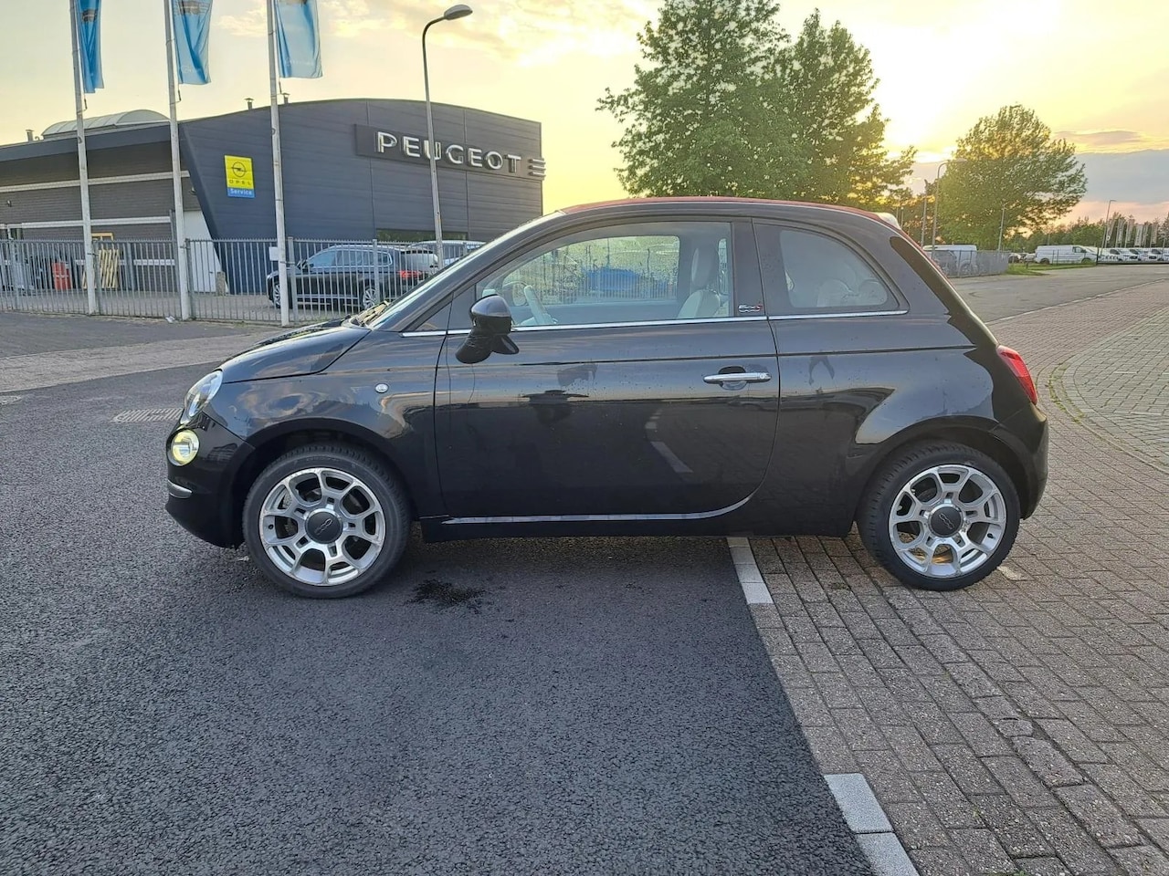 Fiat 500 C - 1.2i 70pk Lounge Digitaal Dashboard Apk 03-26 - AutoWereld.nl