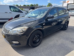 Kia Cee'd - 1.4 CVVT X-ecutive Navi Airco