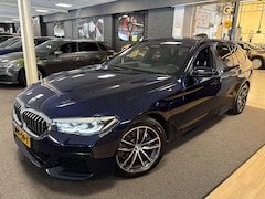 BMW 5-serie Touring - 530e High Executive/pano/camera/leer/m-pakket//trekhaak/elec klep