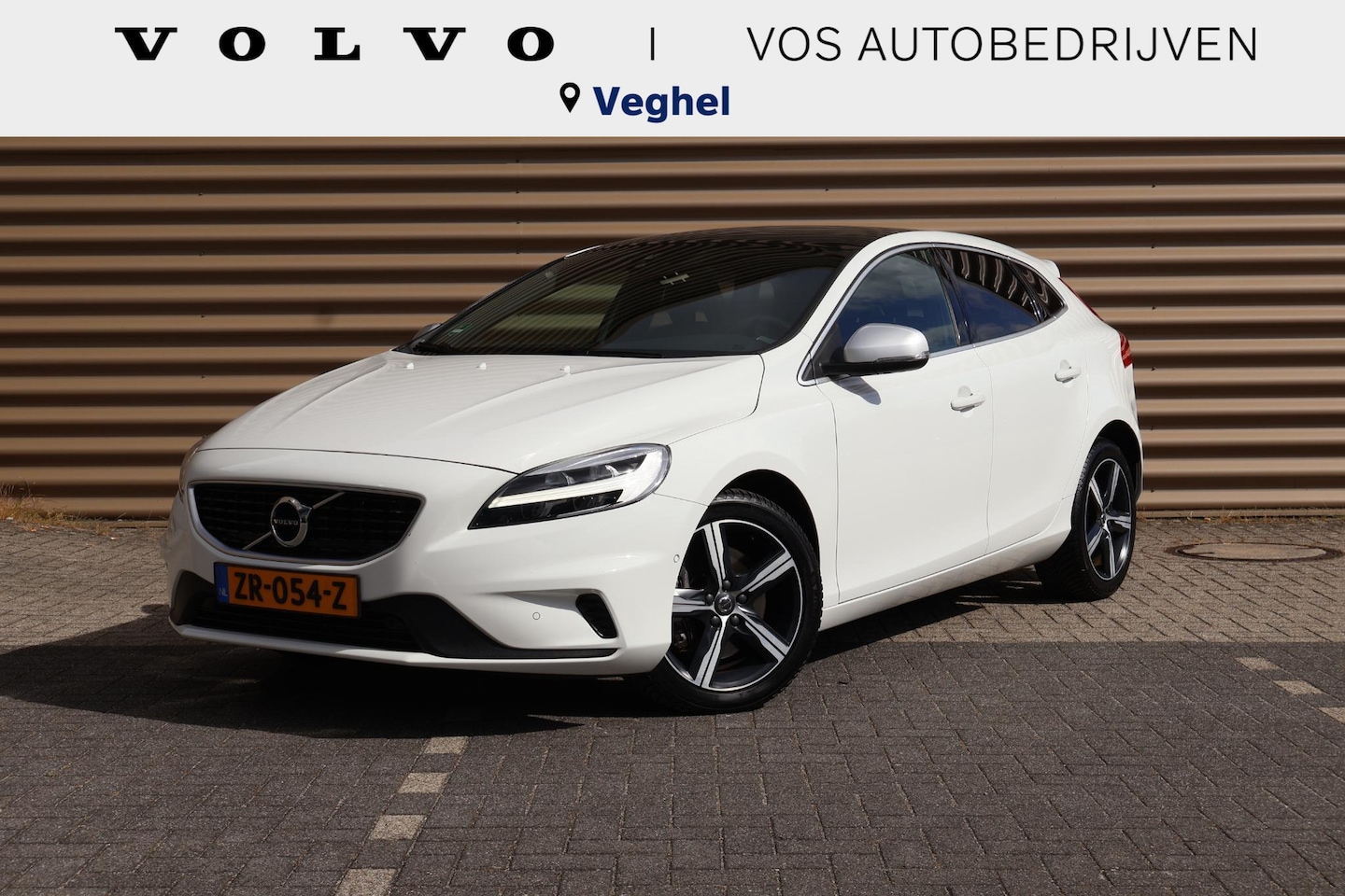 Volvo V40 - 1.5 T3 Polar+ Sport - AutoWereld.nl