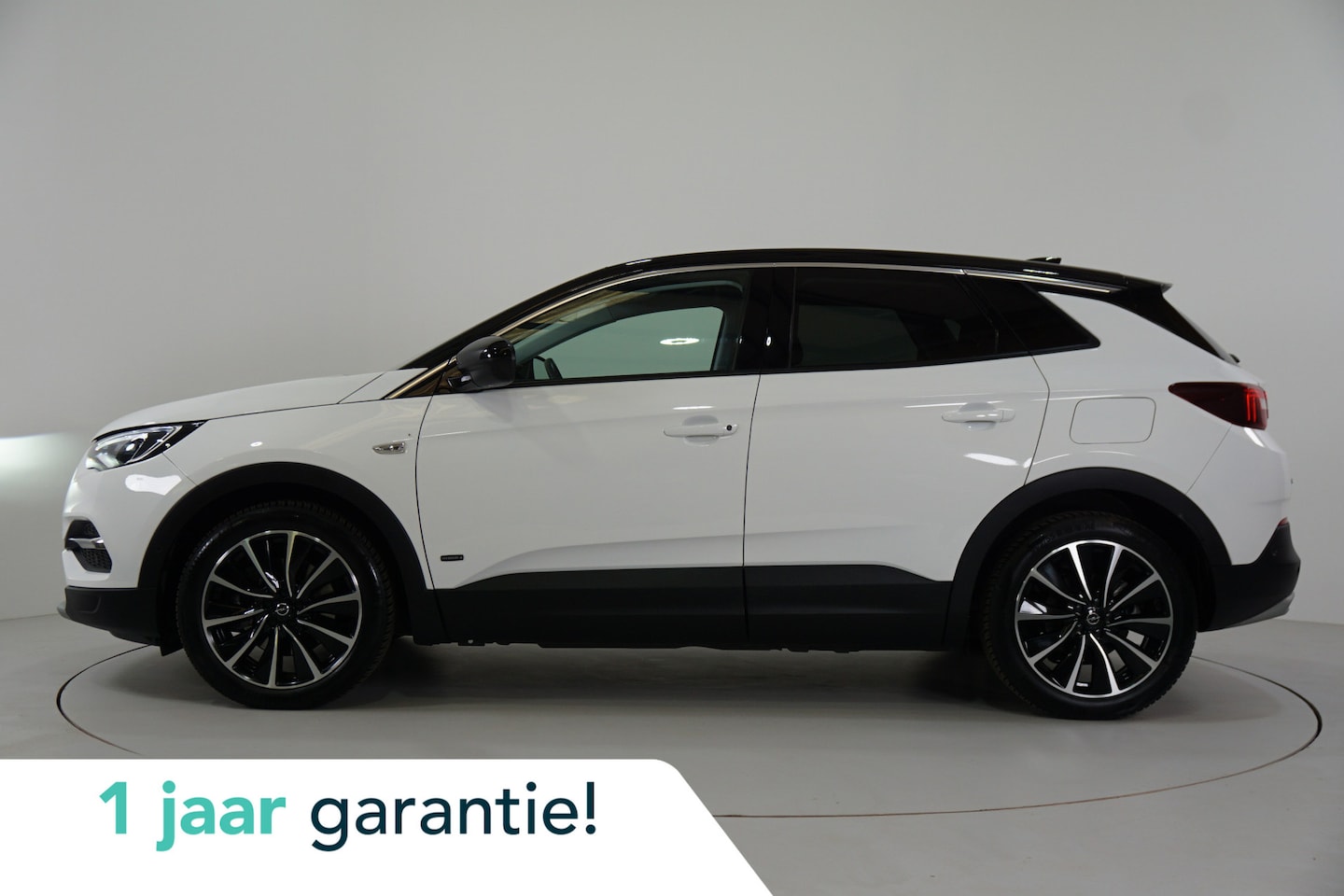 Opel Grandland X - 1.6 Turbo Hybrid4 Innovation 300pk | Camera | Navi | Adaptive Cruise | Stl. verw. | Park a - AutoWereld.nl