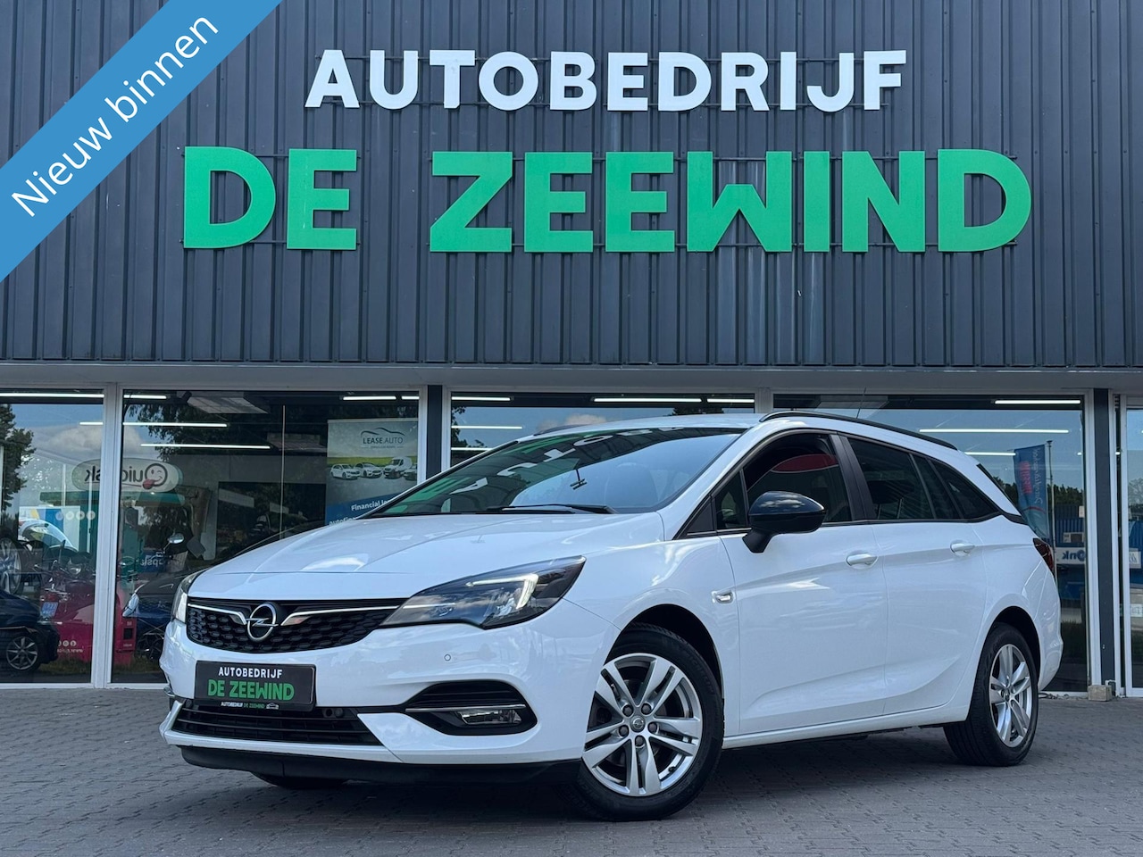 Opel Astra Sports Tourer - 1.2 Edition|camera|navi|led|Rijklaar - AutoWereld.nl