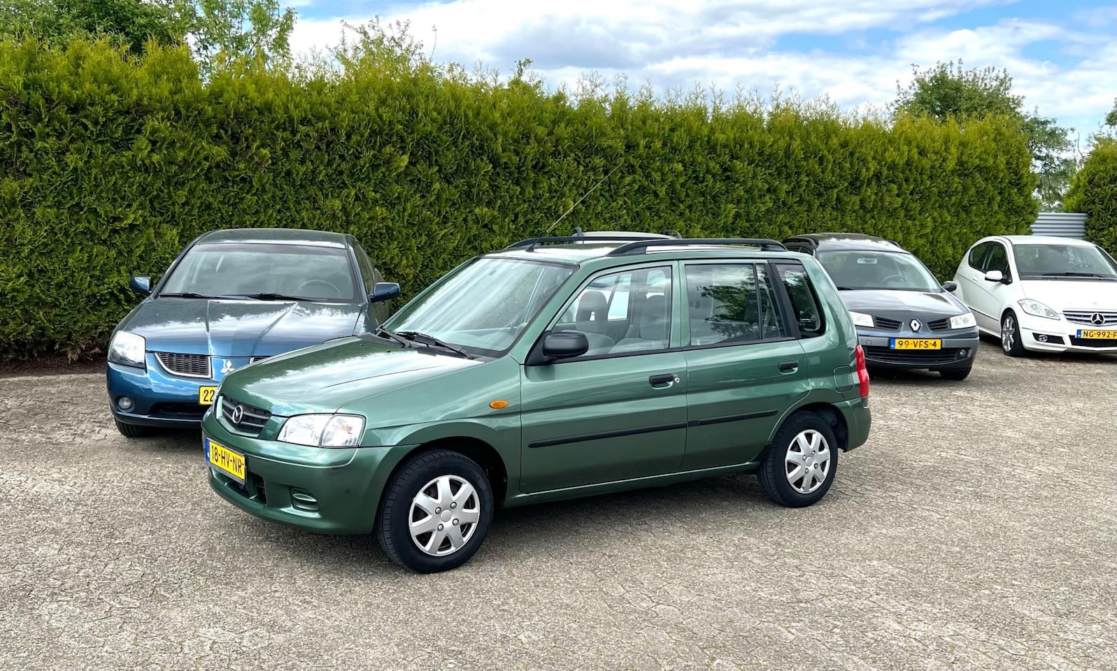 Mazda Demio - 1.5 APK NIEUW PERFECT RIJDEND - AutoWereld.nl