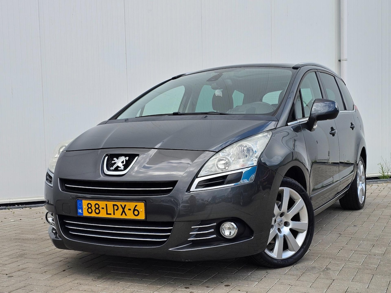 Peugeot 5008 - 1.6 THP GT 5p. Head Up/Pano veel opties! - AutoWereld.nl
