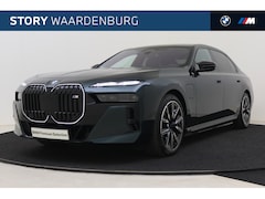 BMW 7-serie - M760e xDrive automaat / Panoramadak Sky Lounge / Stoelventilatie / Massagefunctie / Multif