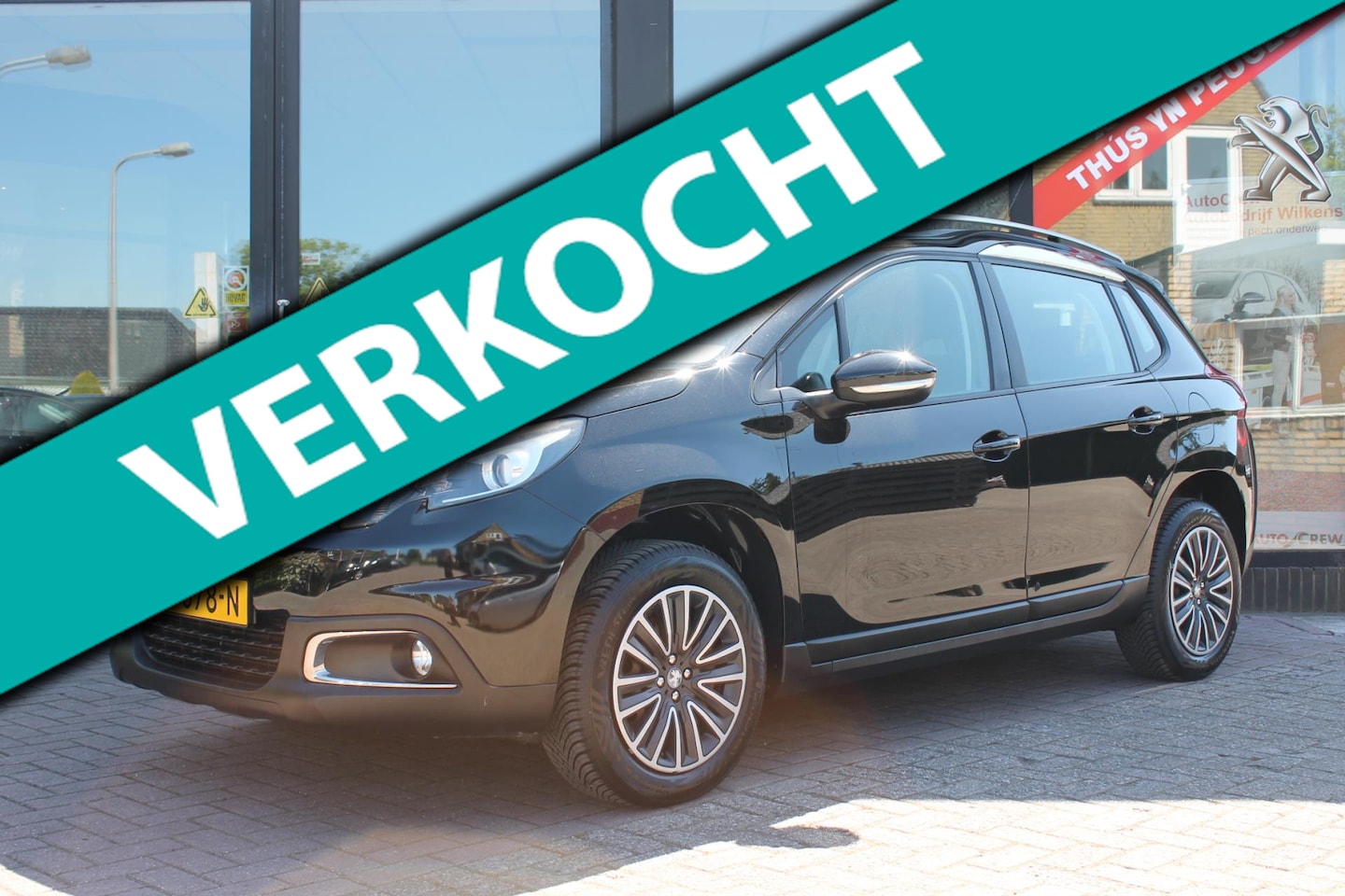Peugeot 2008 - 1.2 PureTech Blue Lion Trekhaak/Airco/Navi! - AutoWereld.nl