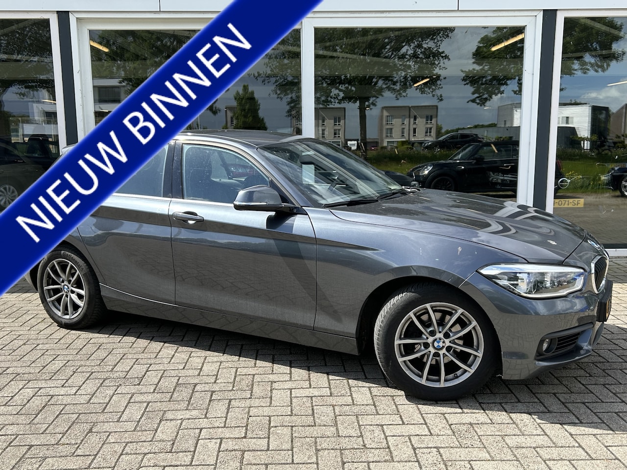 BMW 1-serie - 118d Centennial Executive 50% deal 6.975,- ACTIE Trekhaak / LED / Sport stoelen / Stoel ve - AutoWereld.nl