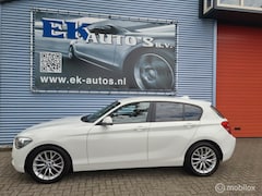BMW 1-serie - 118i 170pk Sport Automaat-8 Navi, PDC, 17inch