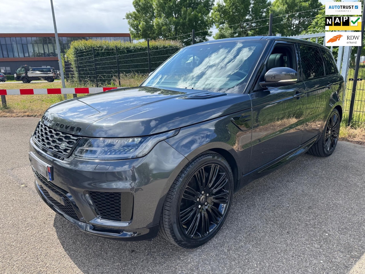 Land Rover Range Rover Sport - 2.0 P400e HSE Dynamic 22inch Blackpack Pano Dealeronderh - AutoWereld.nl