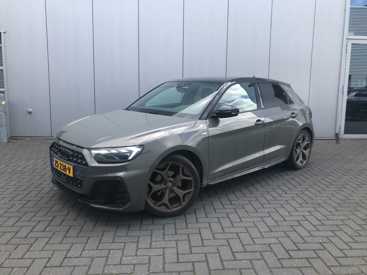 Audi A1 - 30 TFSI S Line edition one S tronic | Elek. inklapbare spiegels | Parkeerhulp achter | Spo - AutoWereld.nl