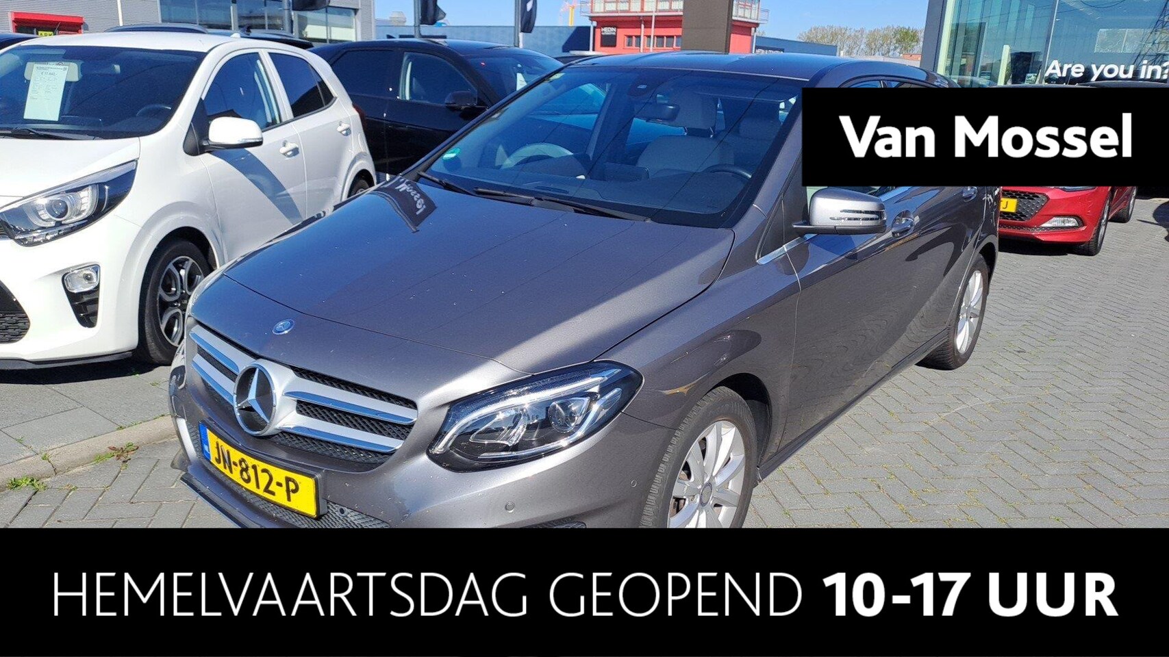 Mercedes-Benz B-klasse - 180 Ambition Automaat | Navigatie | Cruise Control | Leren Bekleding | - AutoWereld.nl