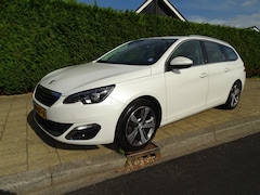 Peugeot 308 - 1.2 PT.BLUE L. GT-line-131Pk-Navi-Cruise-Clima-Blth